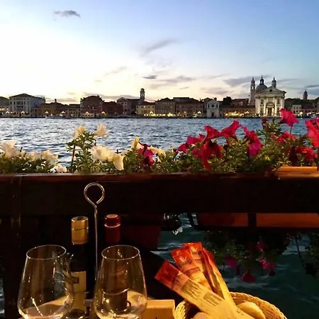 House Of Joy Feriehus Venedig