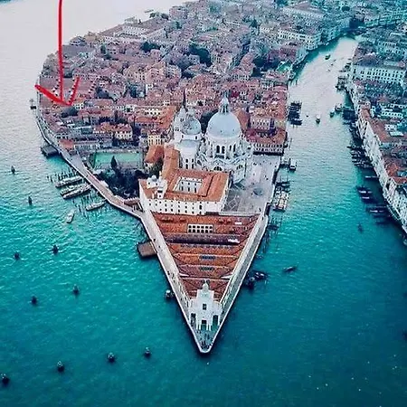 House Of Joy * Venedig